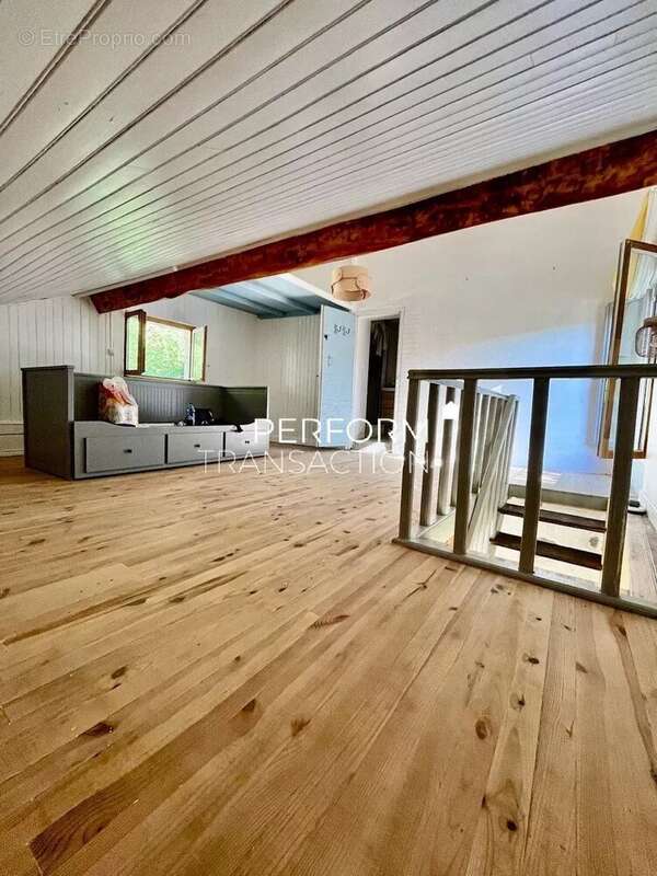 Maison à SAINT-LAURENT-EN-BEAUMONT