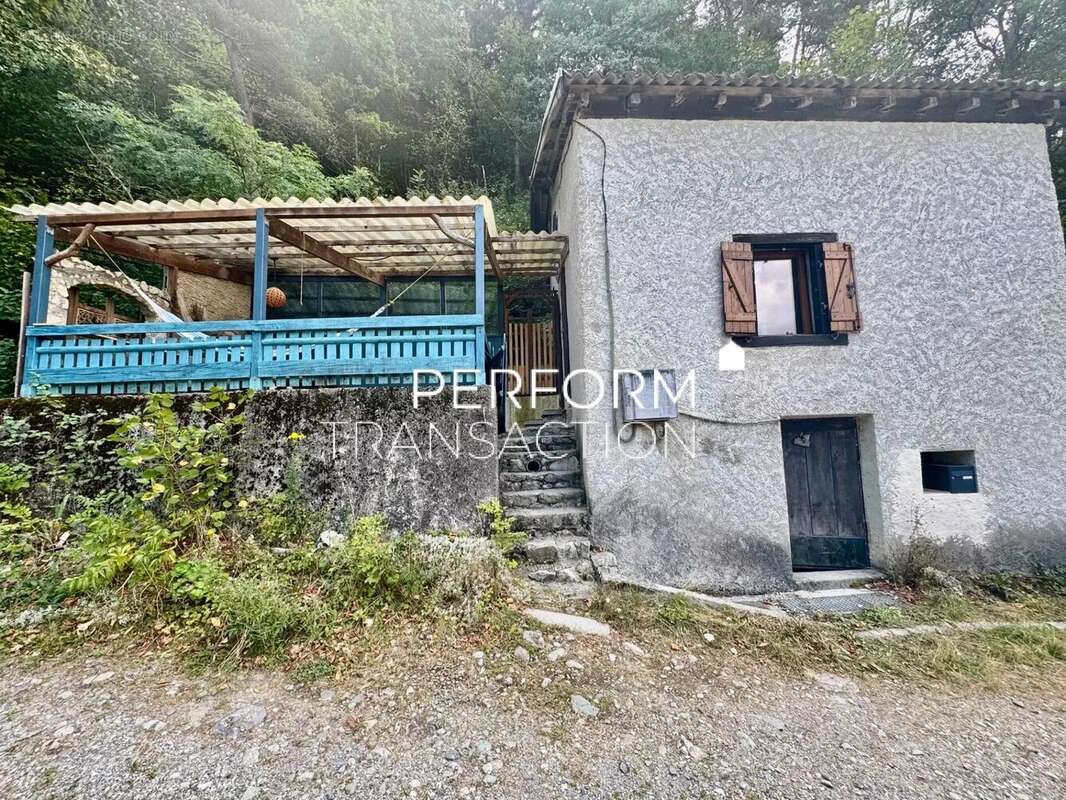 Maison à SAINT-LAURENT-EN-BEAUMONT