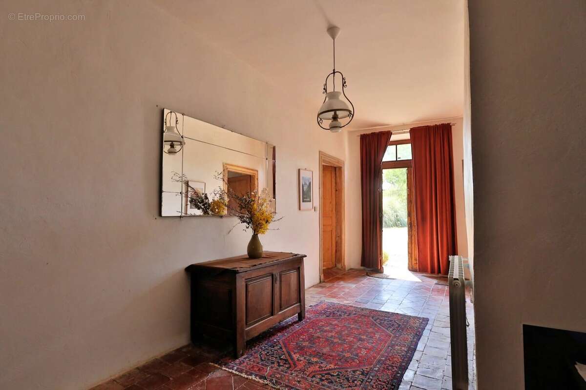 Maison à LAGUIAN-MAZOUS