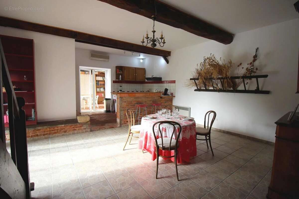 Maison à LAGUIAN-MAZOUS