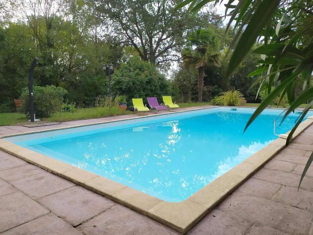 Maison à LAGUIAN-MAZOUS