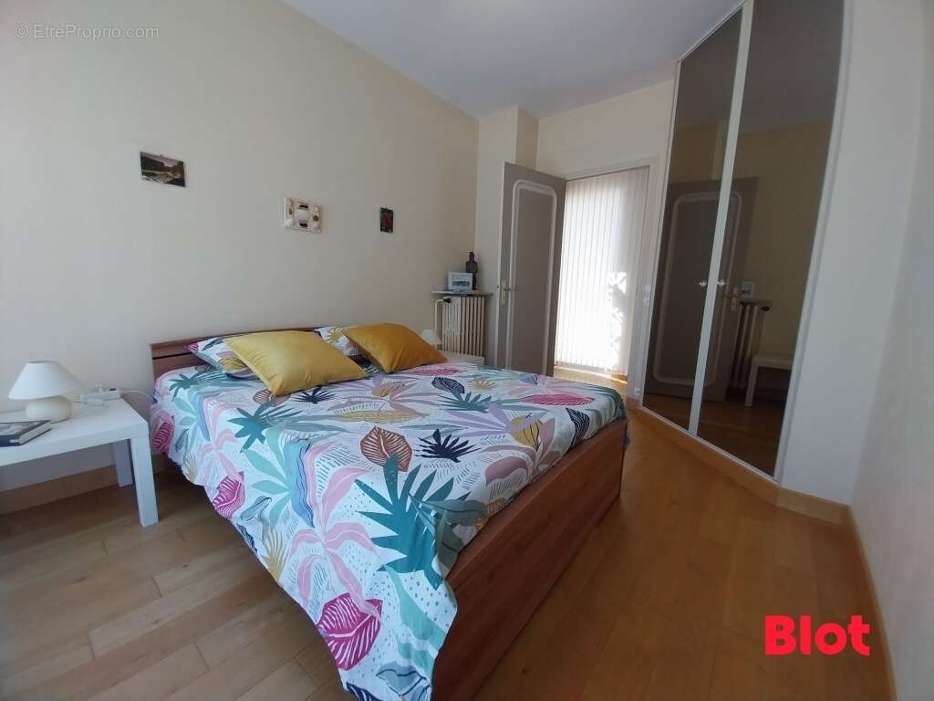 Maison à LE VIVIER-SUR-MER