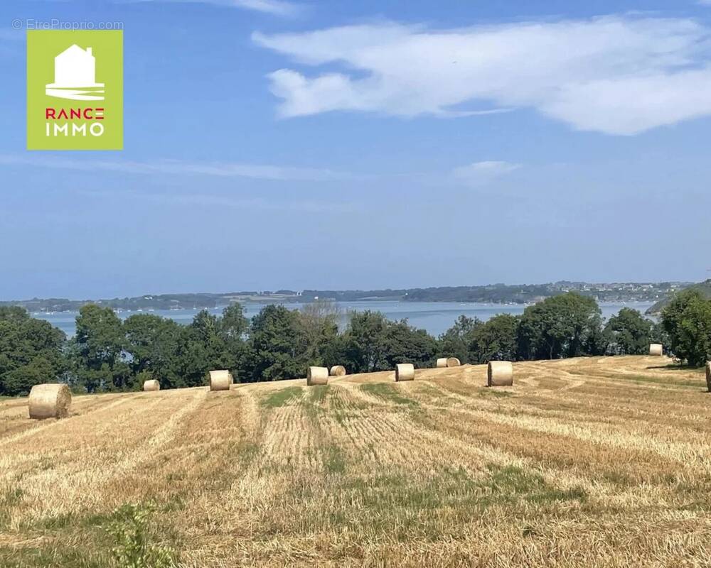 Maison à PLOUER-SUR-RANCE