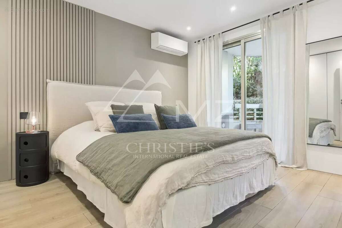 Appartement à LE CANNET