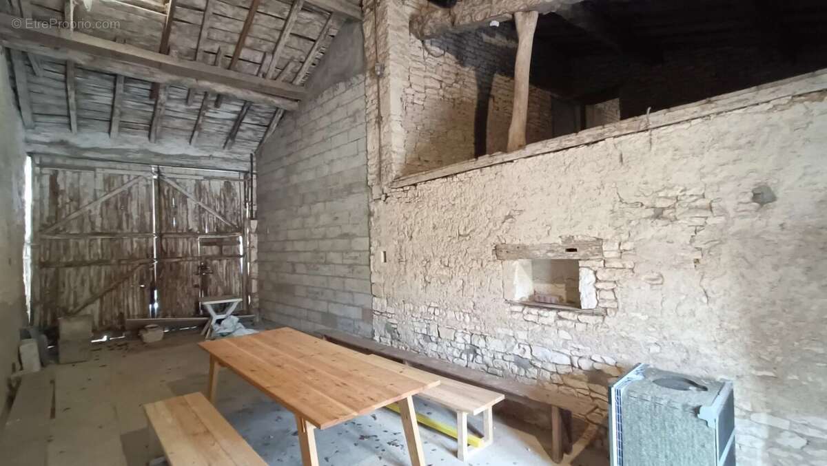 Maison à MARIGNY-BRIZAY