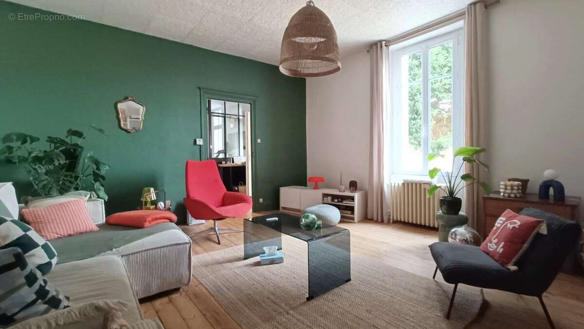 Maison à MARIGNY-BRIZAY