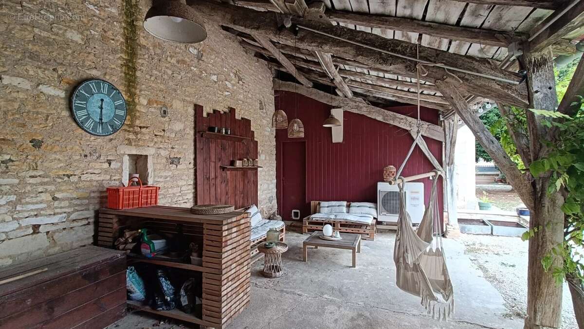 Maison à MARIGNY-BRIZAY