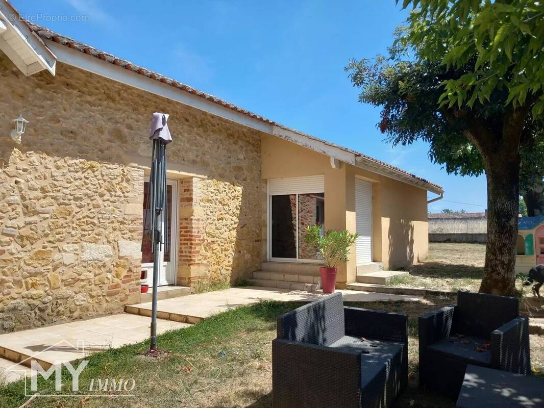 Maison à MOULEYDIER