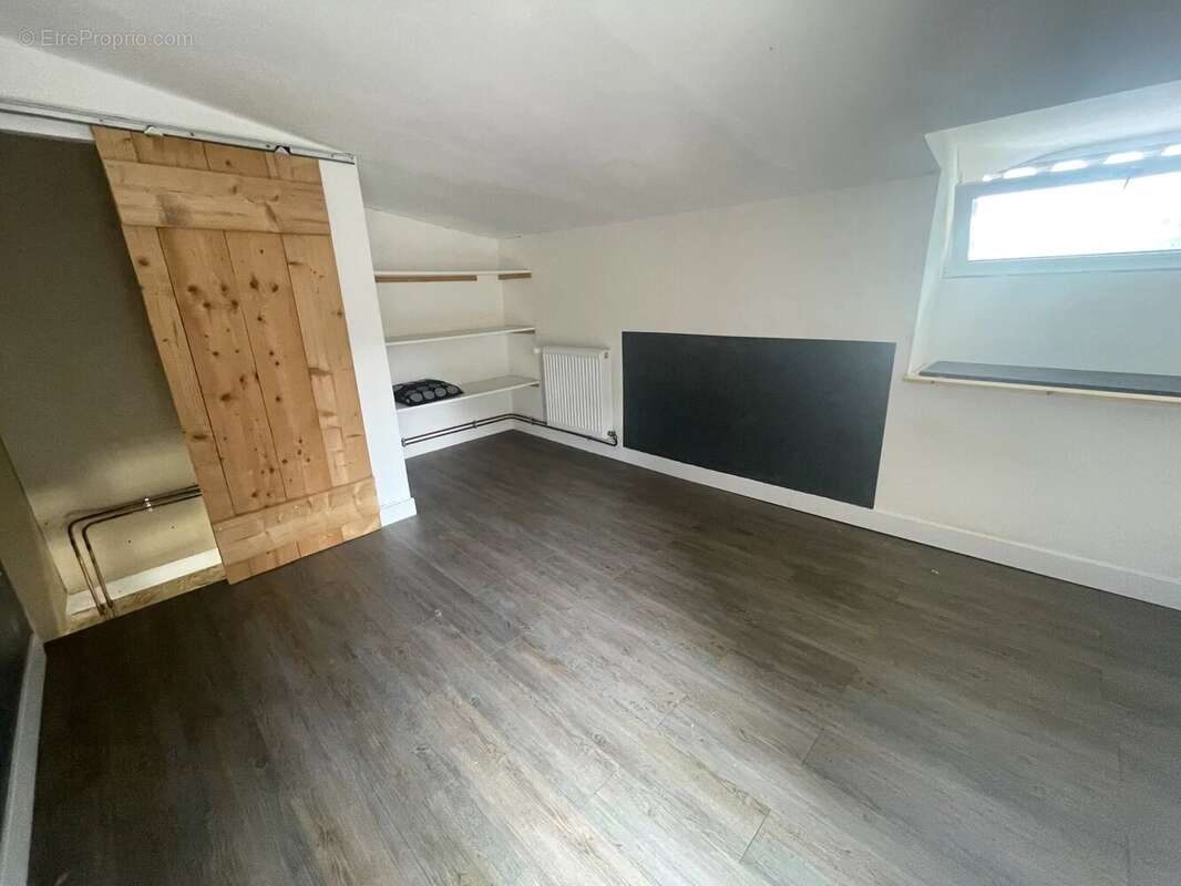 Maison à LES TROIS-MOUTIERS