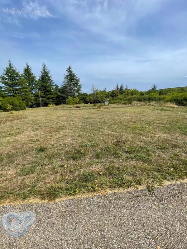 Terrain à SAINT-CHRISTOL