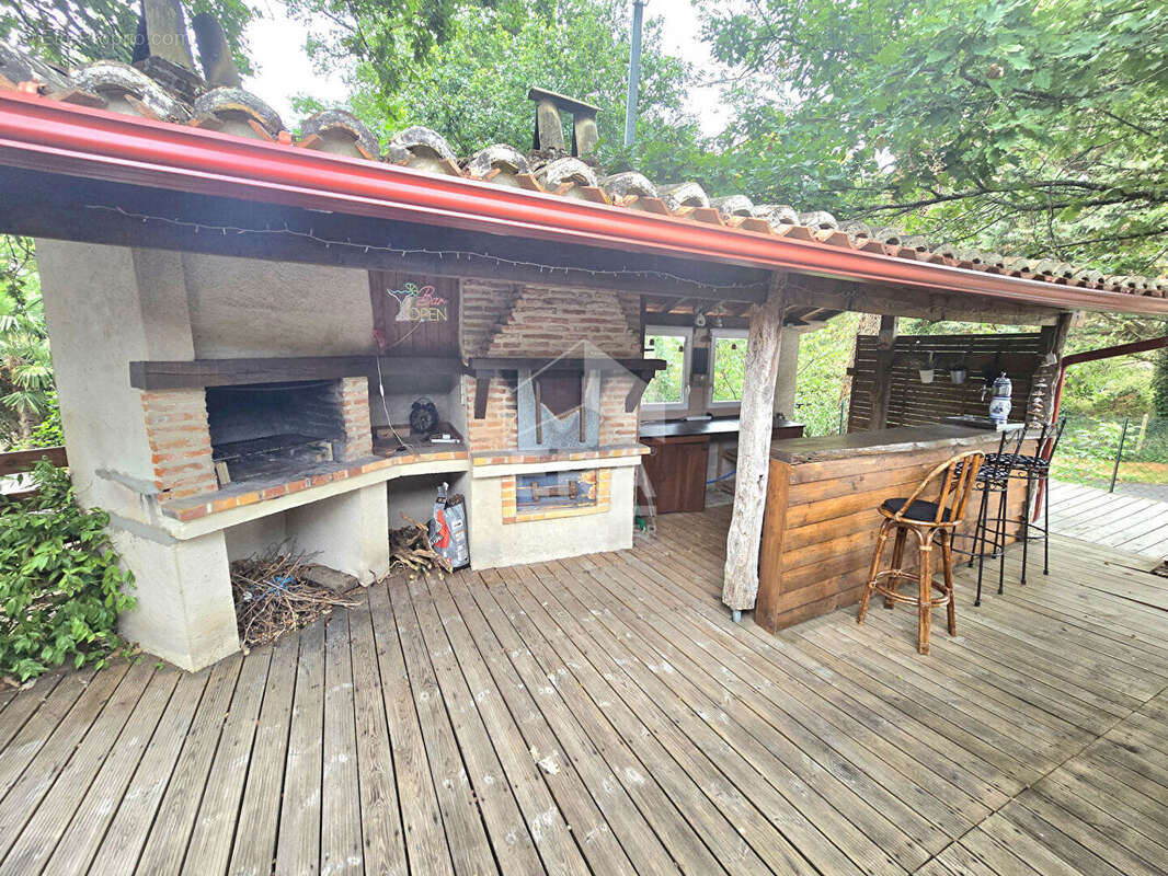 Maison à MONTPON-MENESTEROL