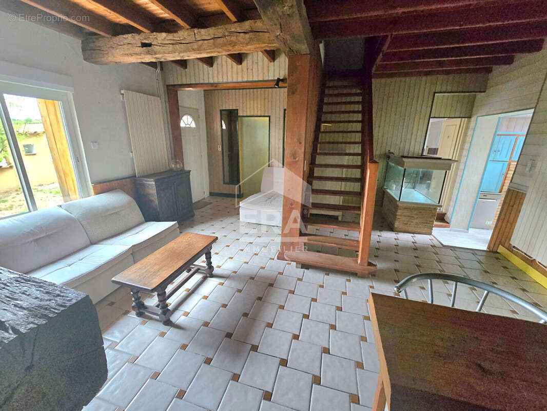 Maison à MONTPON-MENESTEROL