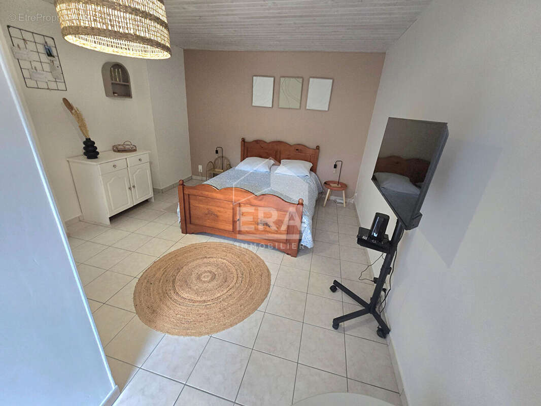 Maison à MONTPON-MENESTEROL