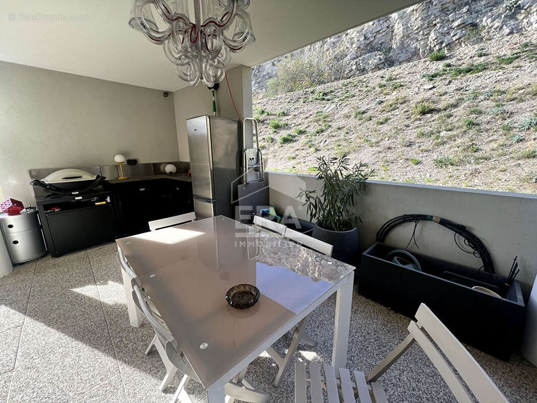 Appartement à SEPTEMES-LES-VALLONS