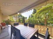 Appartement à LE CANNET