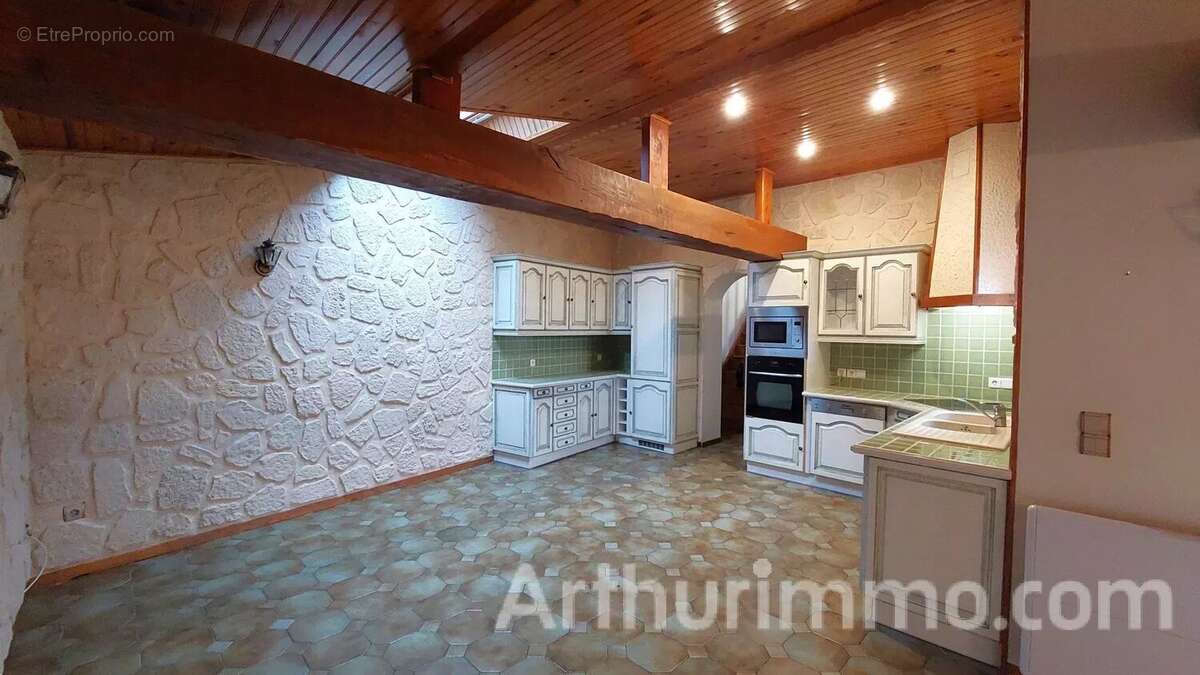 Maison à LIVRY-GARGAN