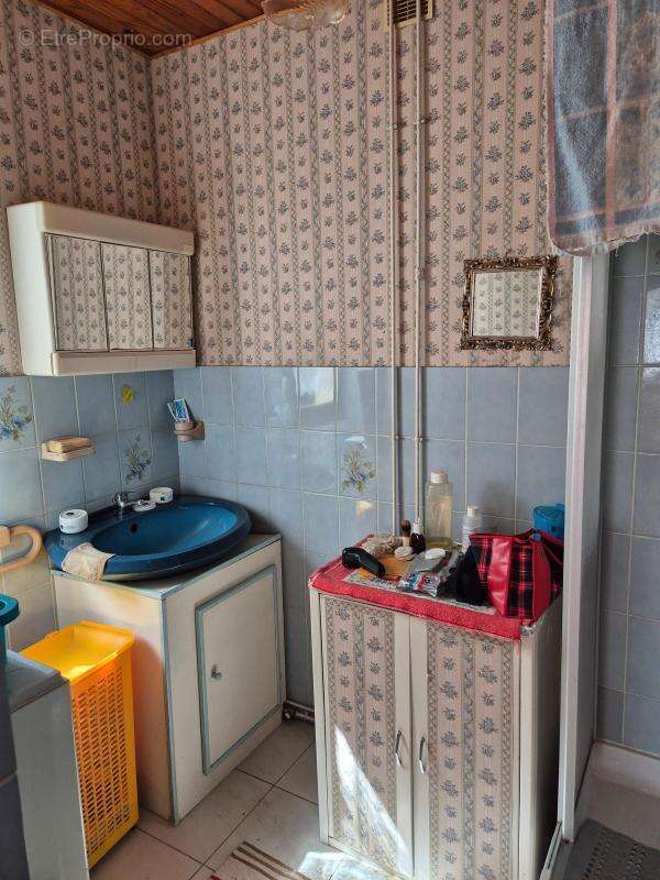 Maison à CHATEAUNEUF-VAL-DE-BARGIS