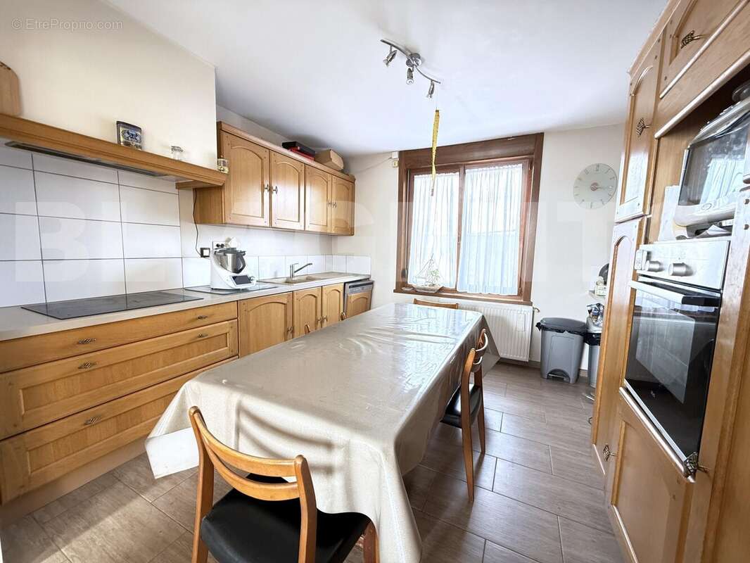 CUISINE - Maison à WINGLES