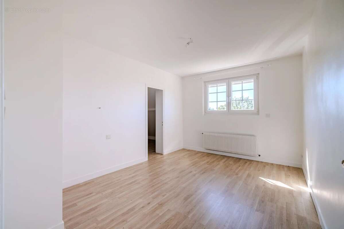 Maison à AUBERGENVILLE