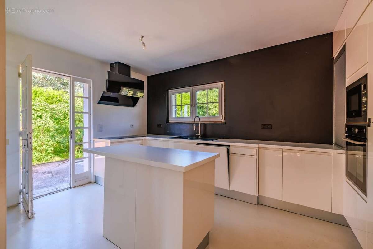 Maison à AUBERGENVILLE