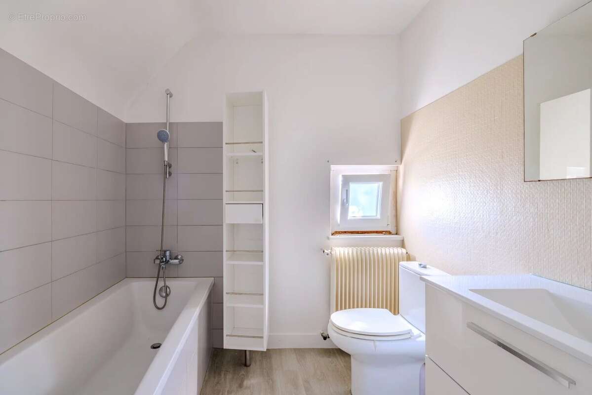 Maison à AUBERGENVILLE