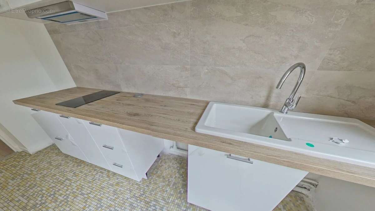 Appartement à PARIS-19E