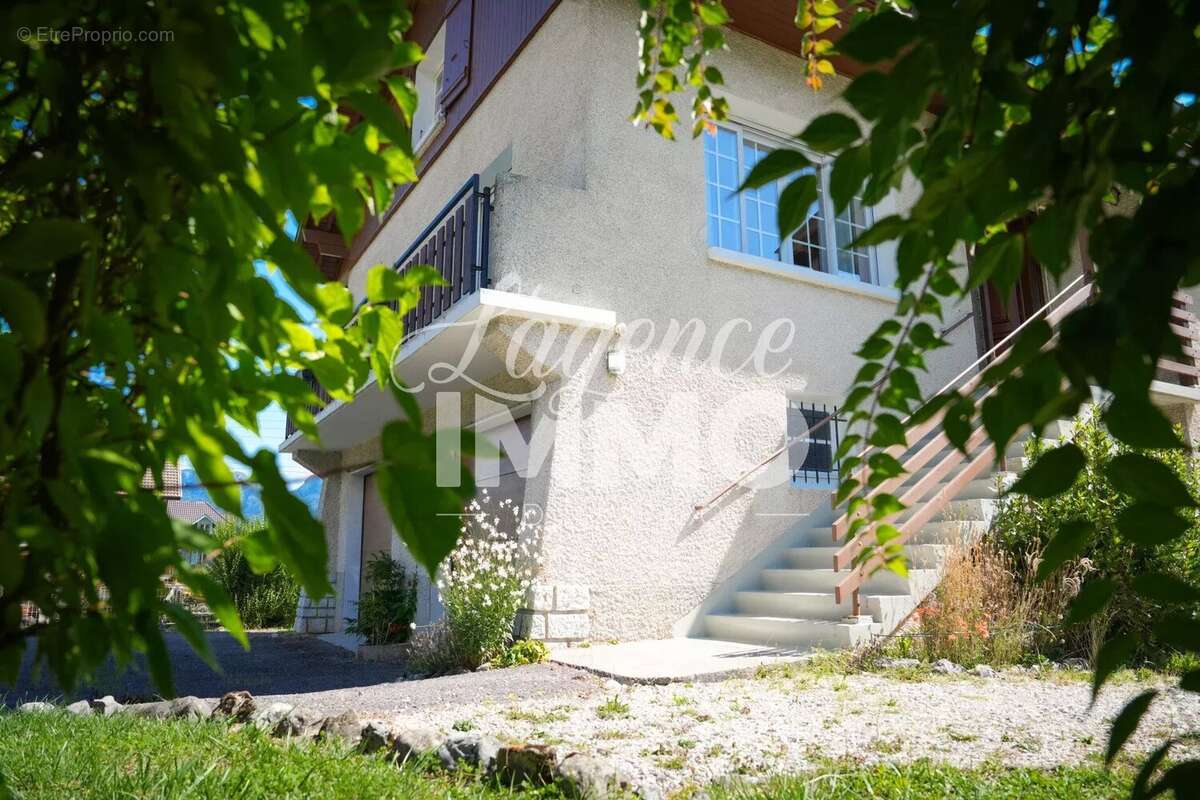 Maison à SAINT-JORIOZ