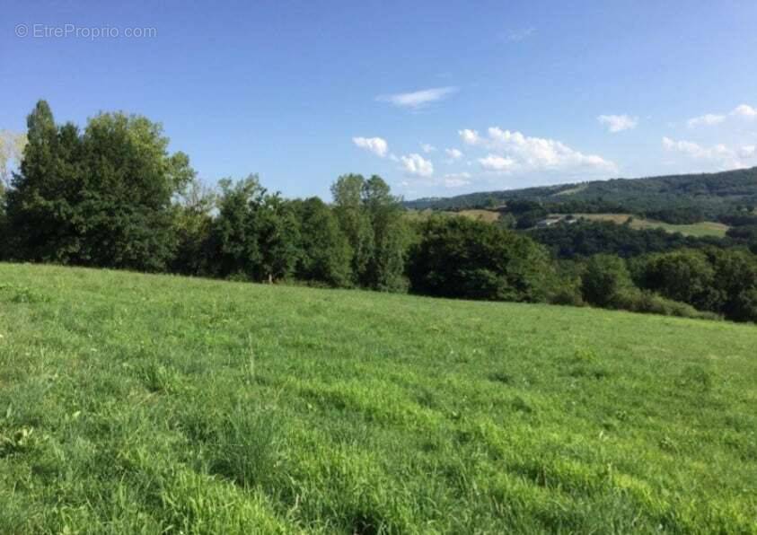Terrain à DAMPNIAT