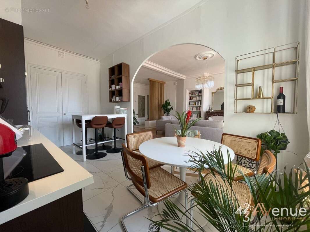 Appartement à SAINT-ETIENNE