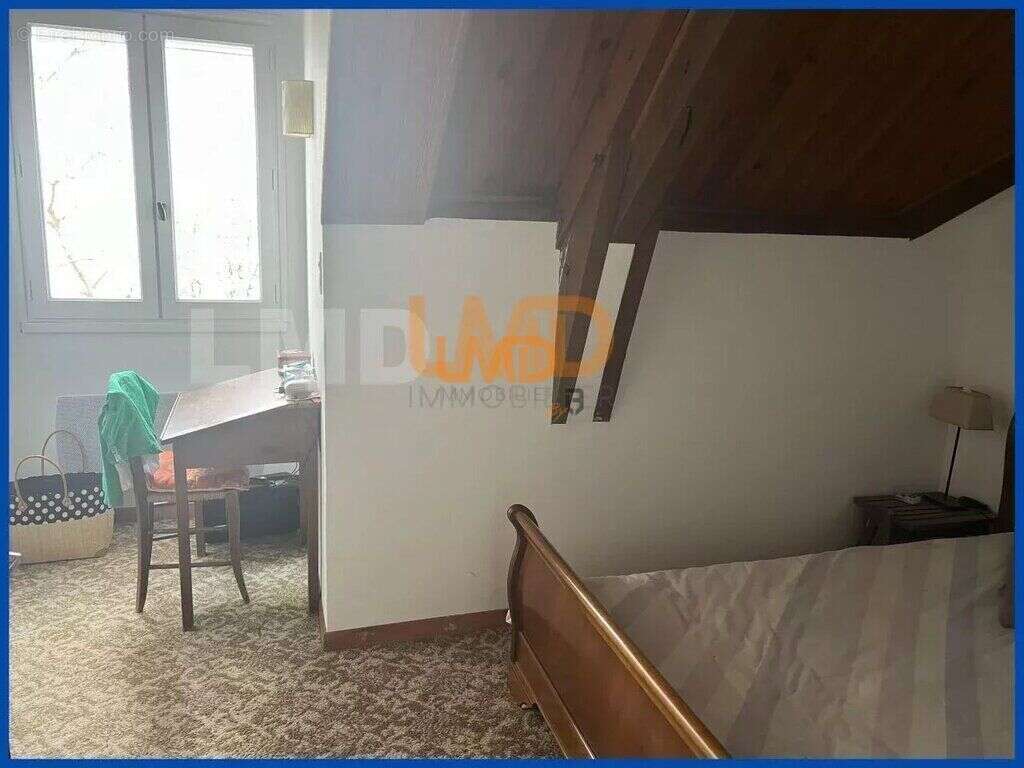 Maison à ALMONT-LES-JUNIES