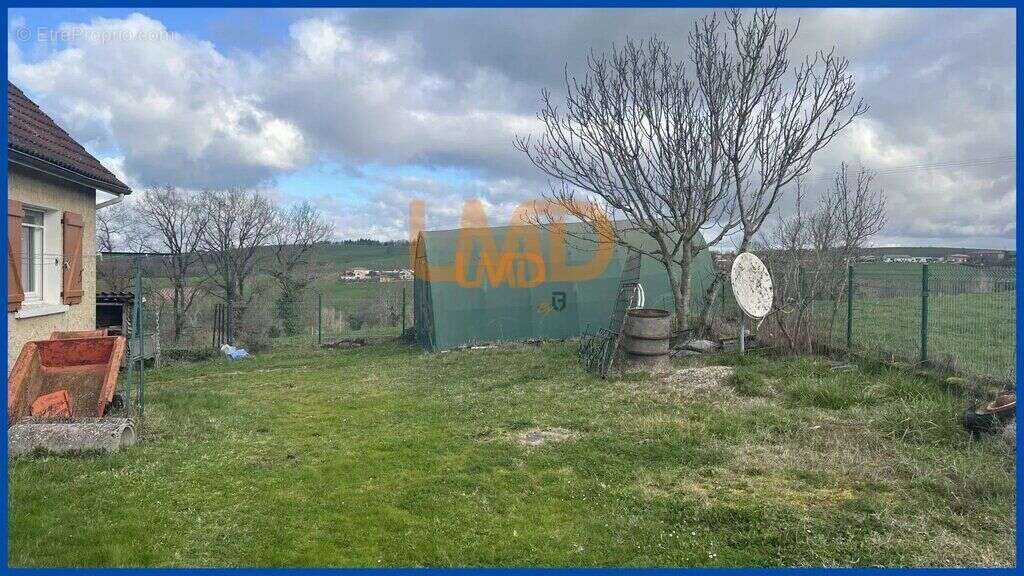 Maison à ALMONT-LES-JUNIES