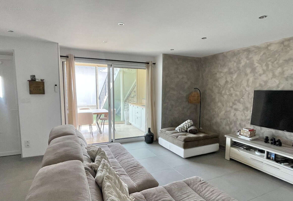 Appartement à POLLIONNAY