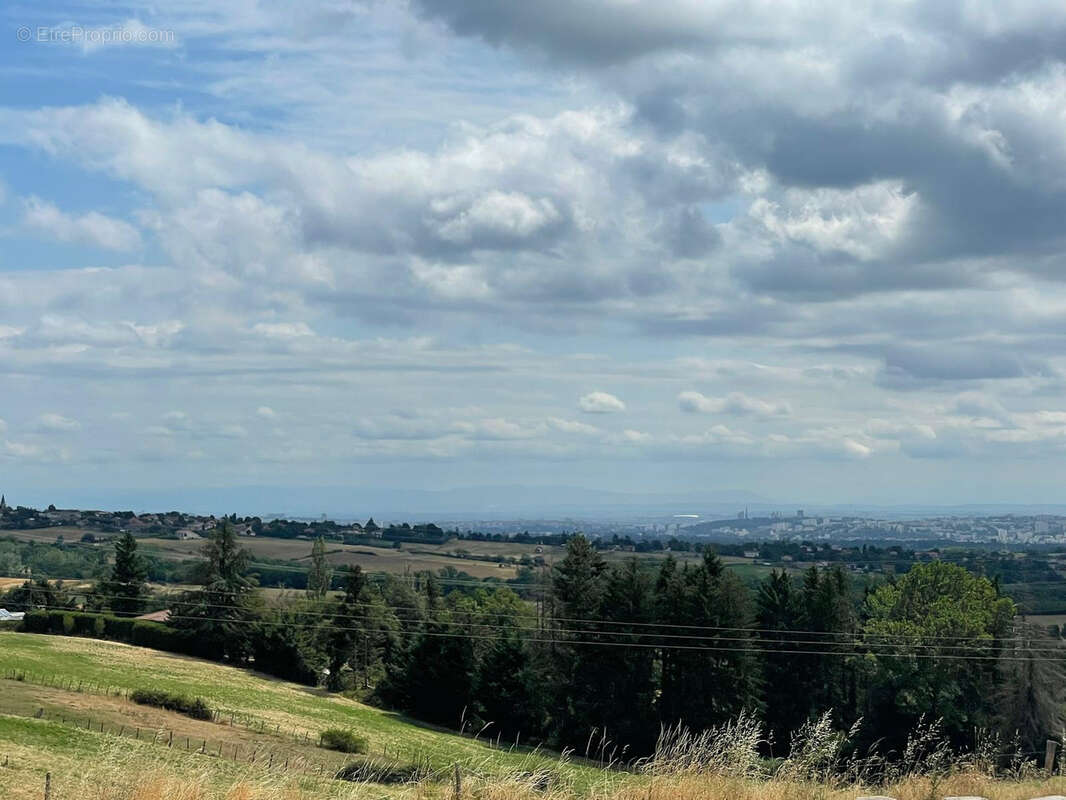 Appartement à POLLIONNAY