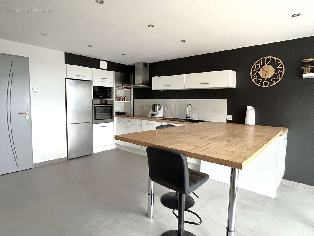 Appartement à POLLIONNAY