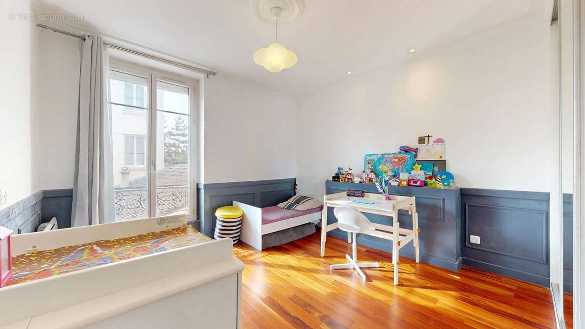 Appartement à LE RAINCY