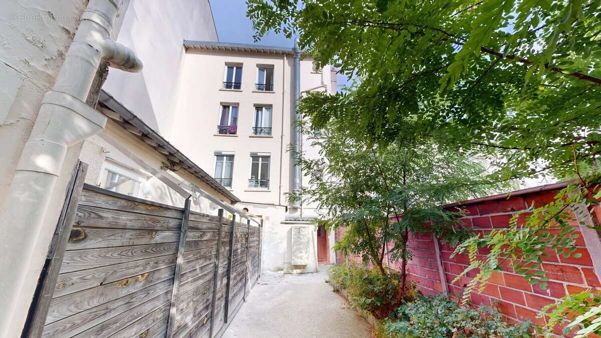 Appartement à LE RAINCY