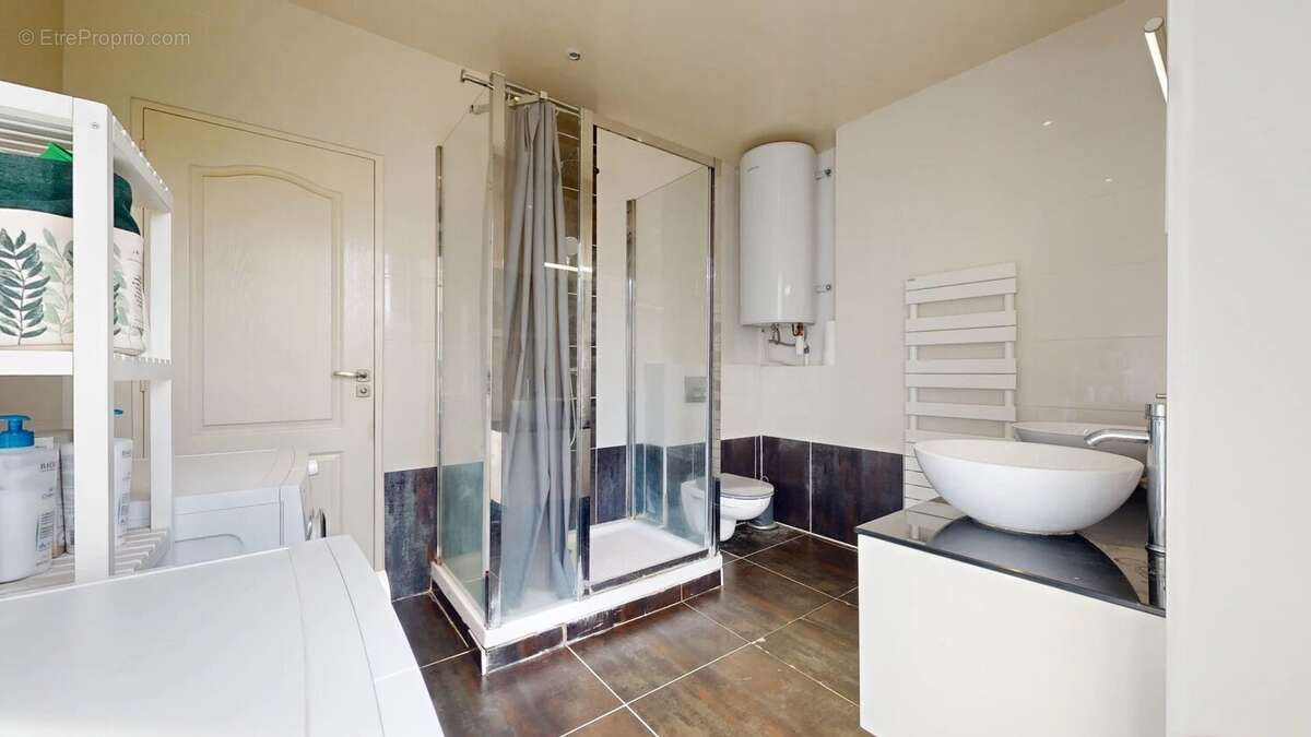 Appartement à LE RAINCY