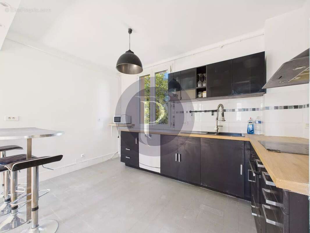 Appartement à LE PLESSIS-ROBINSON