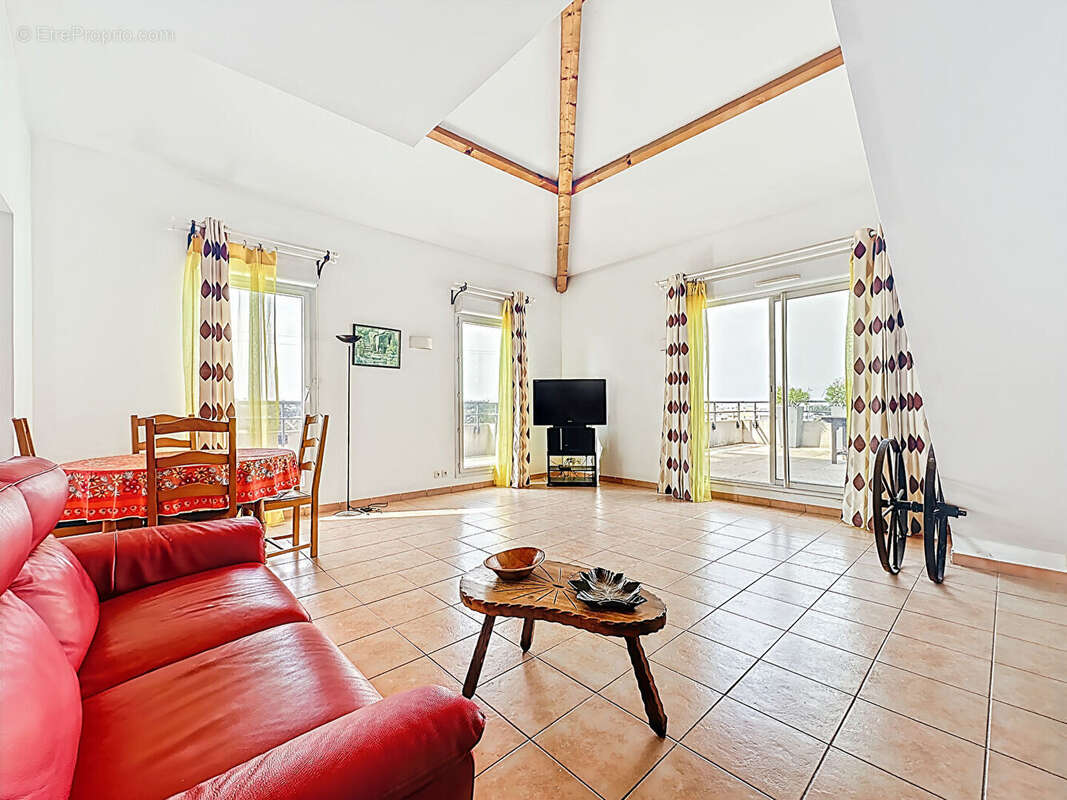 Appartement à MARSEILLE-13E