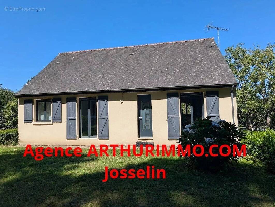 Maison à JOSSELIN