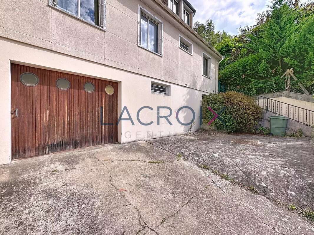 Maison à LE KREMLIN-BICETRE