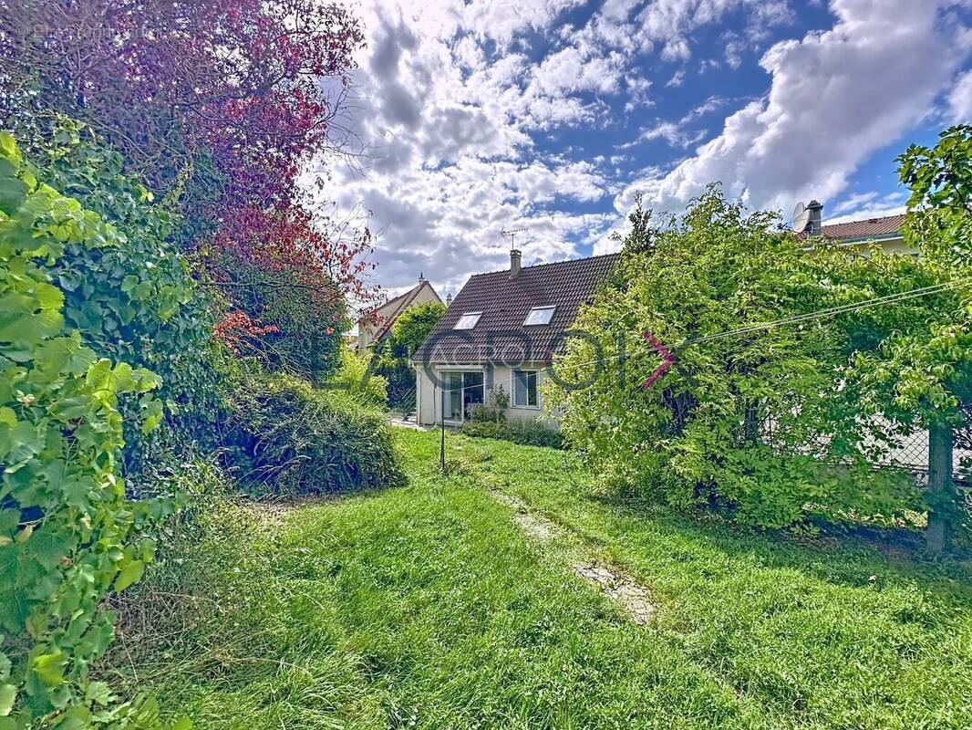 Maison à LE KREMLIN-BICETRE