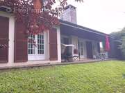 Maison à SAINT-GERMAIN-LES-ARLAY