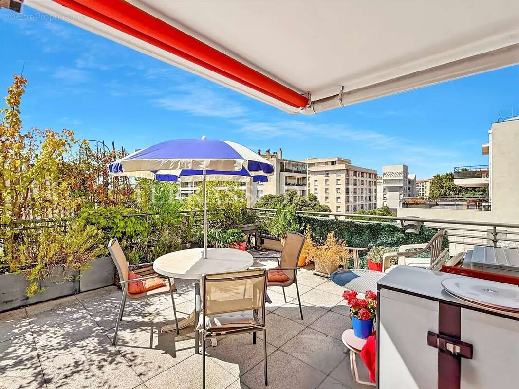 Appartement à MARSEILLE-9E