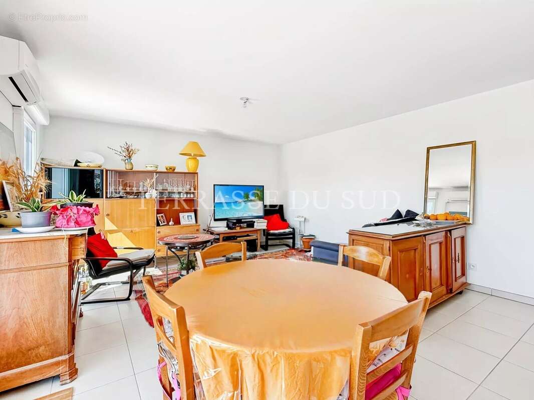 Appartement à MARSEILLE-9E