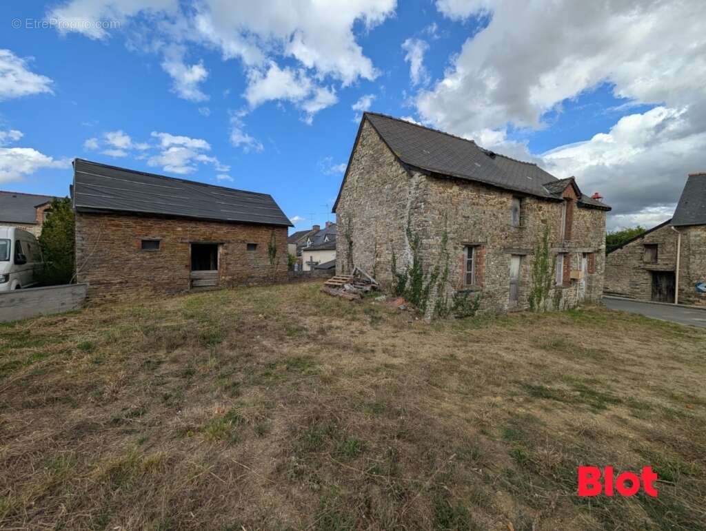 Maison à LE SEL-DE-BRETAGNE
