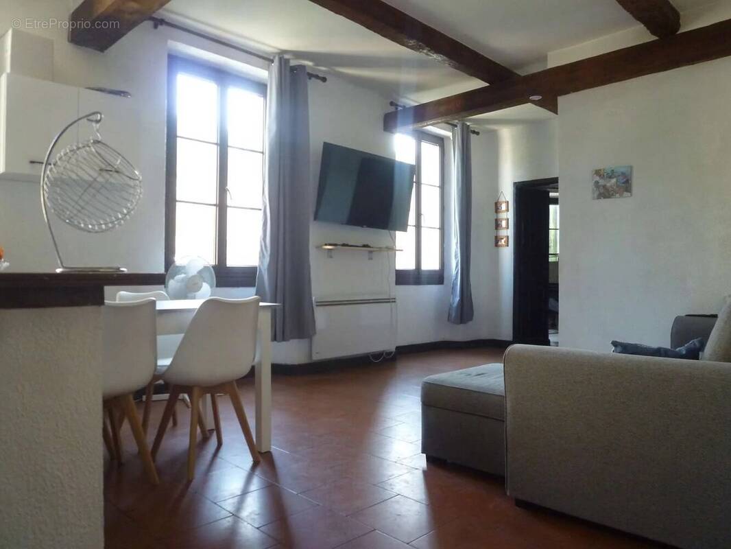 Appartement à ENTREVAUX