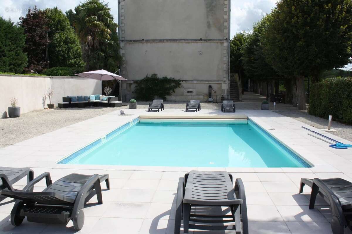 Maison à SAINT-ASTIER