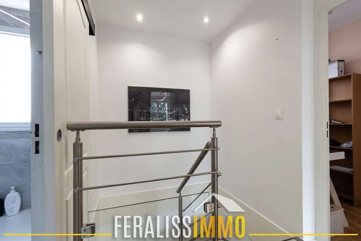 Appartement à COURDIMANCHE