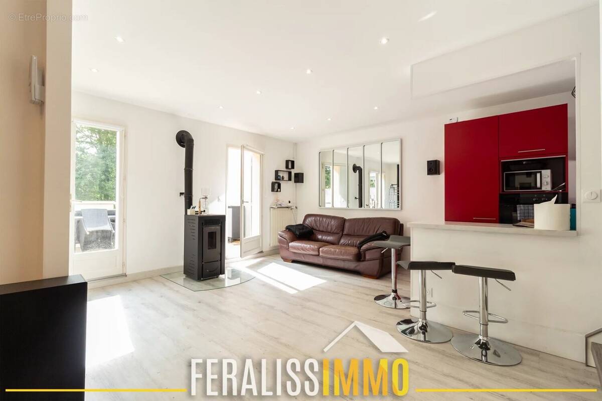 Appartement à COURDIMANCHE